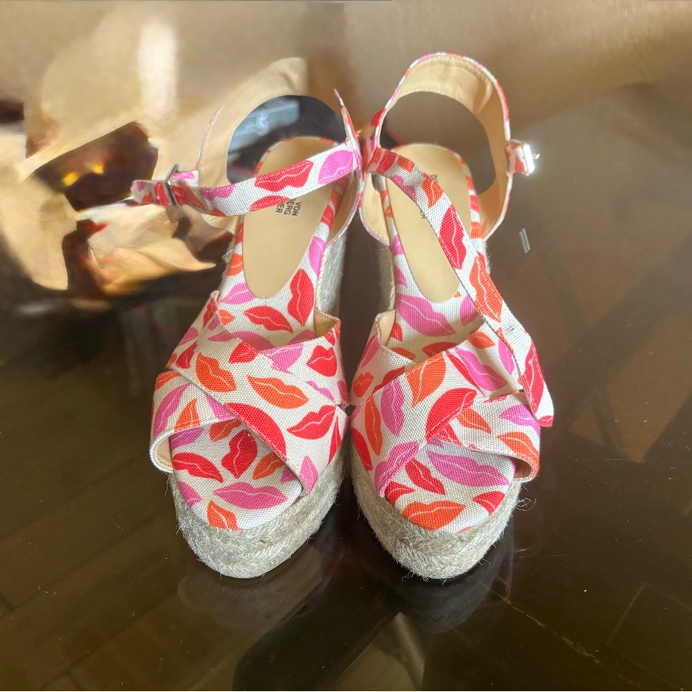Diane Von Furstenberg Pink and Orange Lip Print Espadrilles